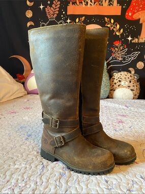 Timberland women’s size 6 riding boot